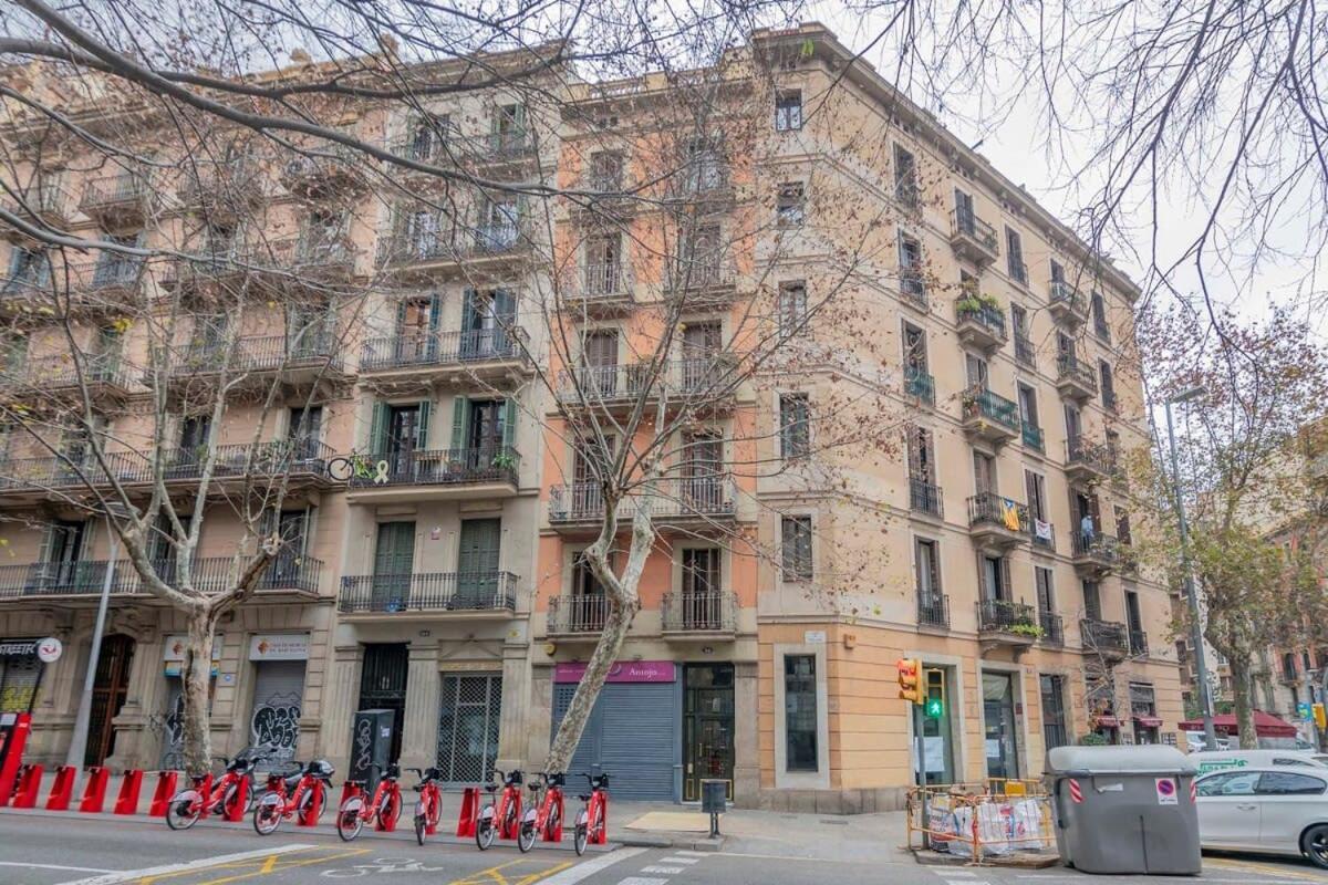 Exclusive 2 Bedroom Apartment In The City Center Barcelona Exterior photo